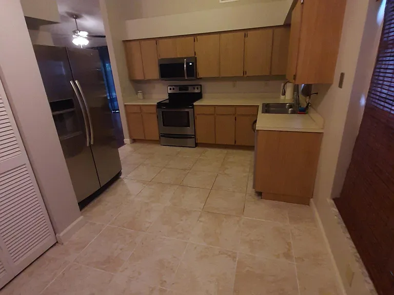 1811 Tarah Trace Dr — Photo 9
