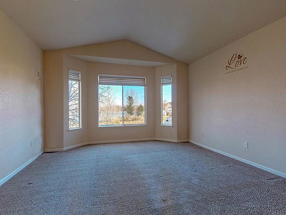 4th image of 2152 River West Dr