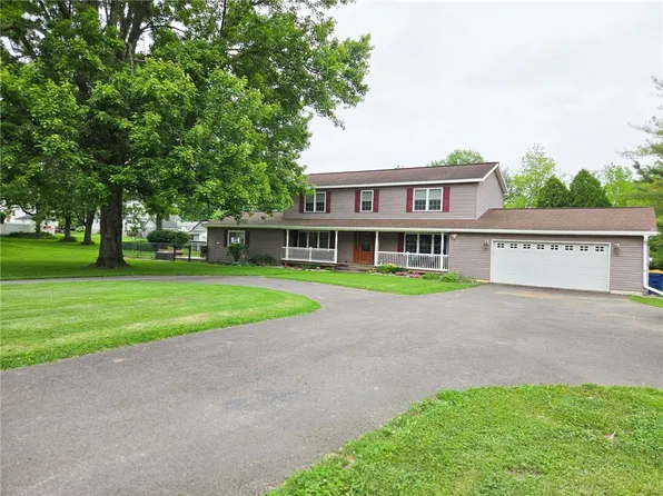 51 2nd Ave, Auburn, NY 13021