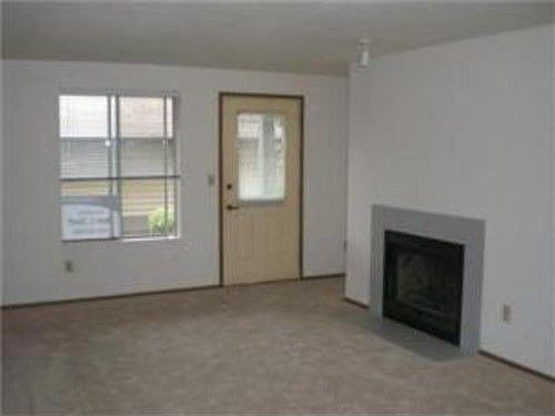 4th image of 13209 Newcastle Way APT B101