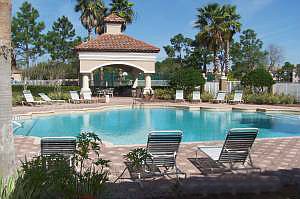 3rd image of 13941 Fairway Island Dr APT 717