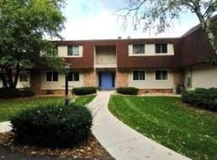 604 N Westfield Rd APT B, Madison, WI 53717