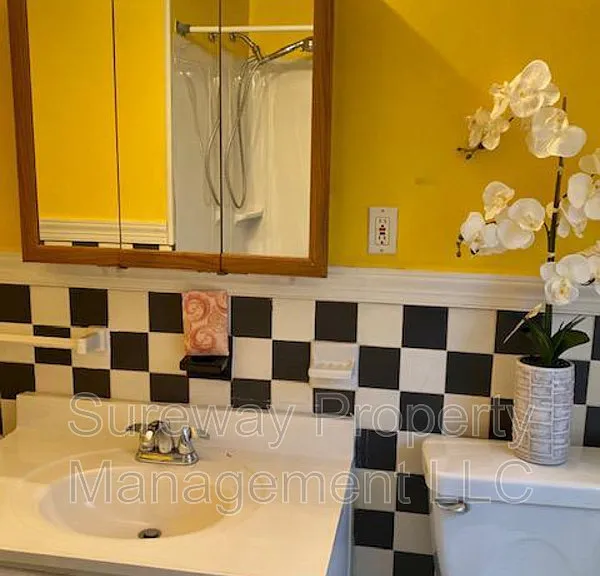 12 Atlantic Ave #2 — Photo 12