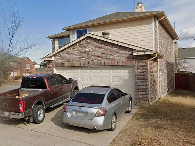 8101 Southern Pine Way — Photo 2