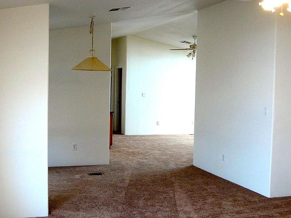 4th image of 3012 S 331st Ave