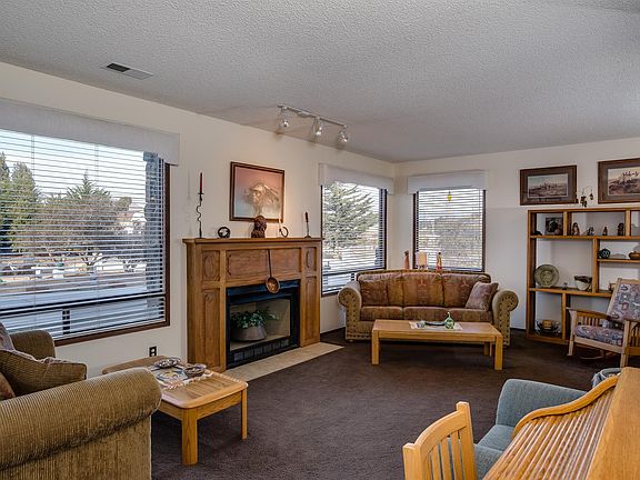 4th image of 1351 Nipomo Ave