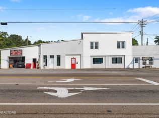 900 Mulberry St #C, Loudon, TN 37774