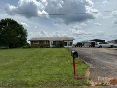 2165 McCraw Rd, Mooresboro, NC, 28114