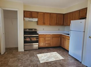 100 Pluckemin Park Ct, Bedminster, NJ 07921