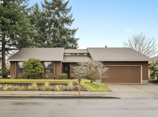 8330 SW Murdock St, Tigard, OR 97224