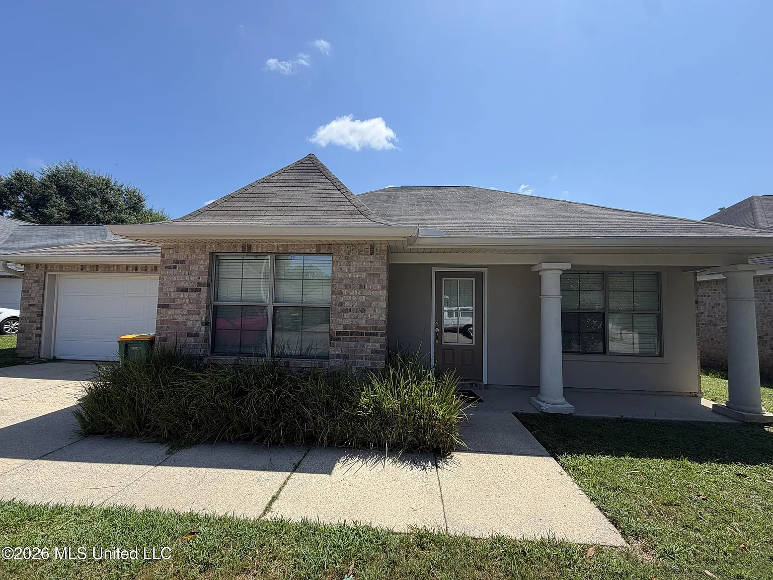 3 bed, 2.0 bath, 1750 sqft, $1,800 — Photo 1