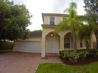 2102 NE 38th Rd, Homestead, FL 33033