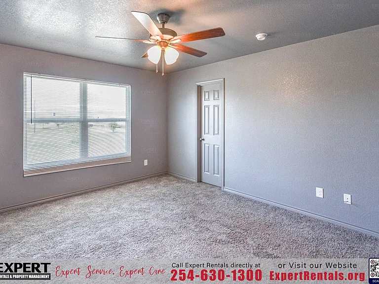 2816 Leroy Cir #B — Photo 11