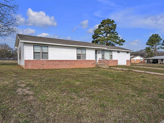 5th image of 100 Rosedale Ave