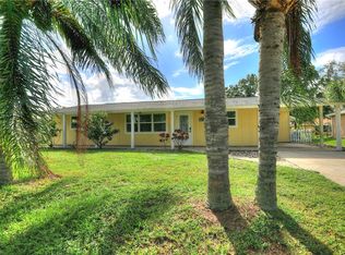 889 Wentworth St, Sebastian, FL 32958
