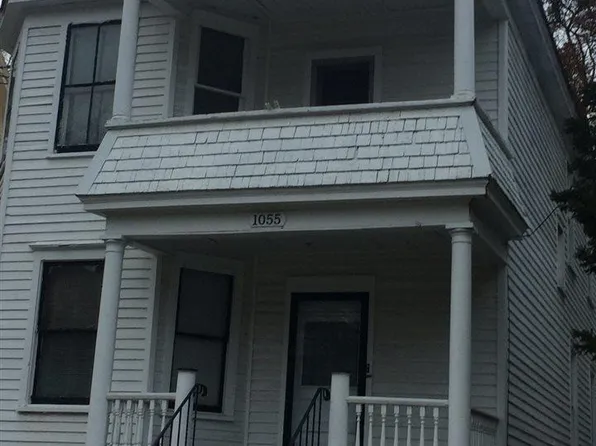 1055 Phoenix Ave, Schenectady, NY 12308