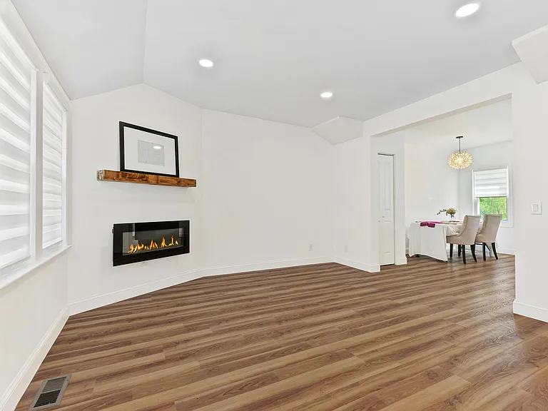 300 Bruce Park Ave #2 — Photo 7