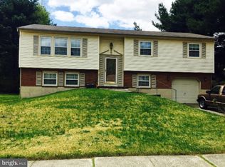 1030 Brown Ln, Clayton, NJ 08312