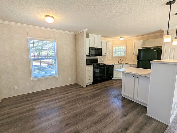 2nd image of 55 E Arizona #55