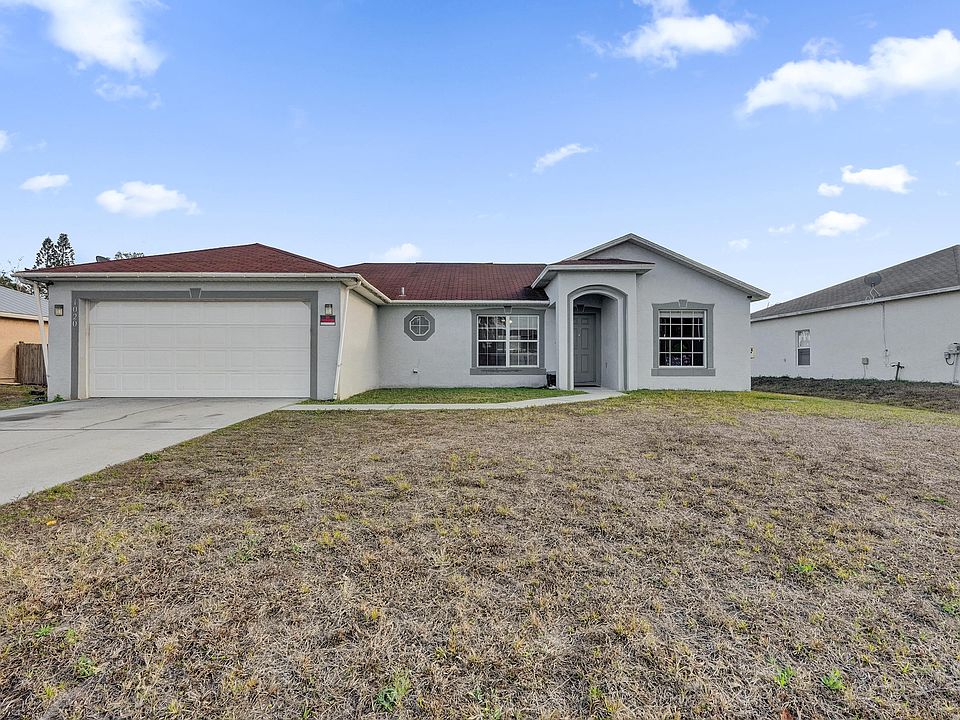 1st image of 1020 SW Barbarosa Avenue