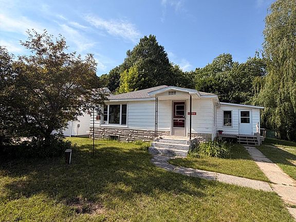 2nd image of 13794 Turnbull Ave