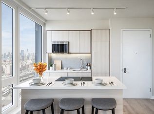 275 S 5th St #19H, Brooklyn, NY 11211