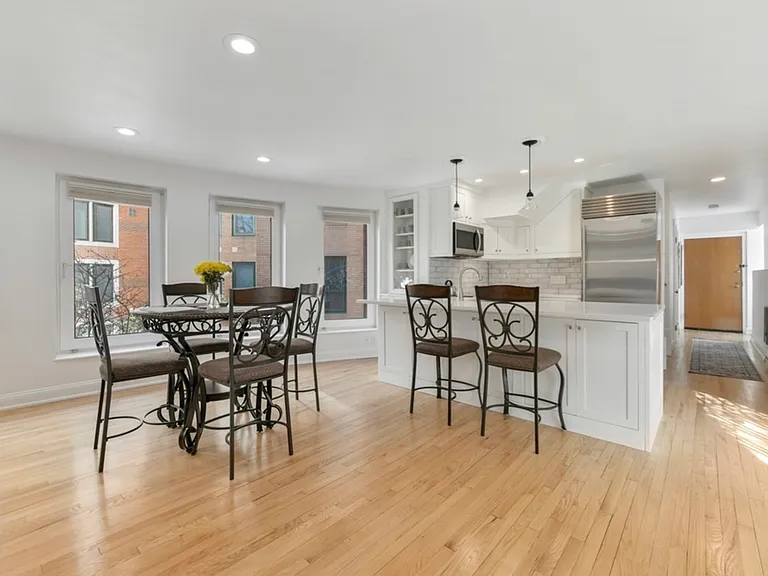 230 Independence Dr #6D — Photo 5