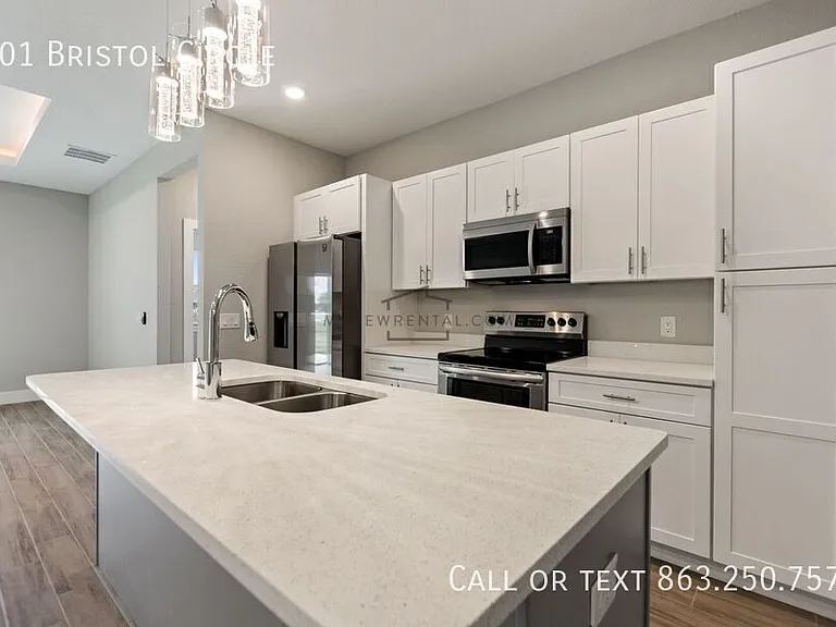 501 Bristol Cir — Photo 10