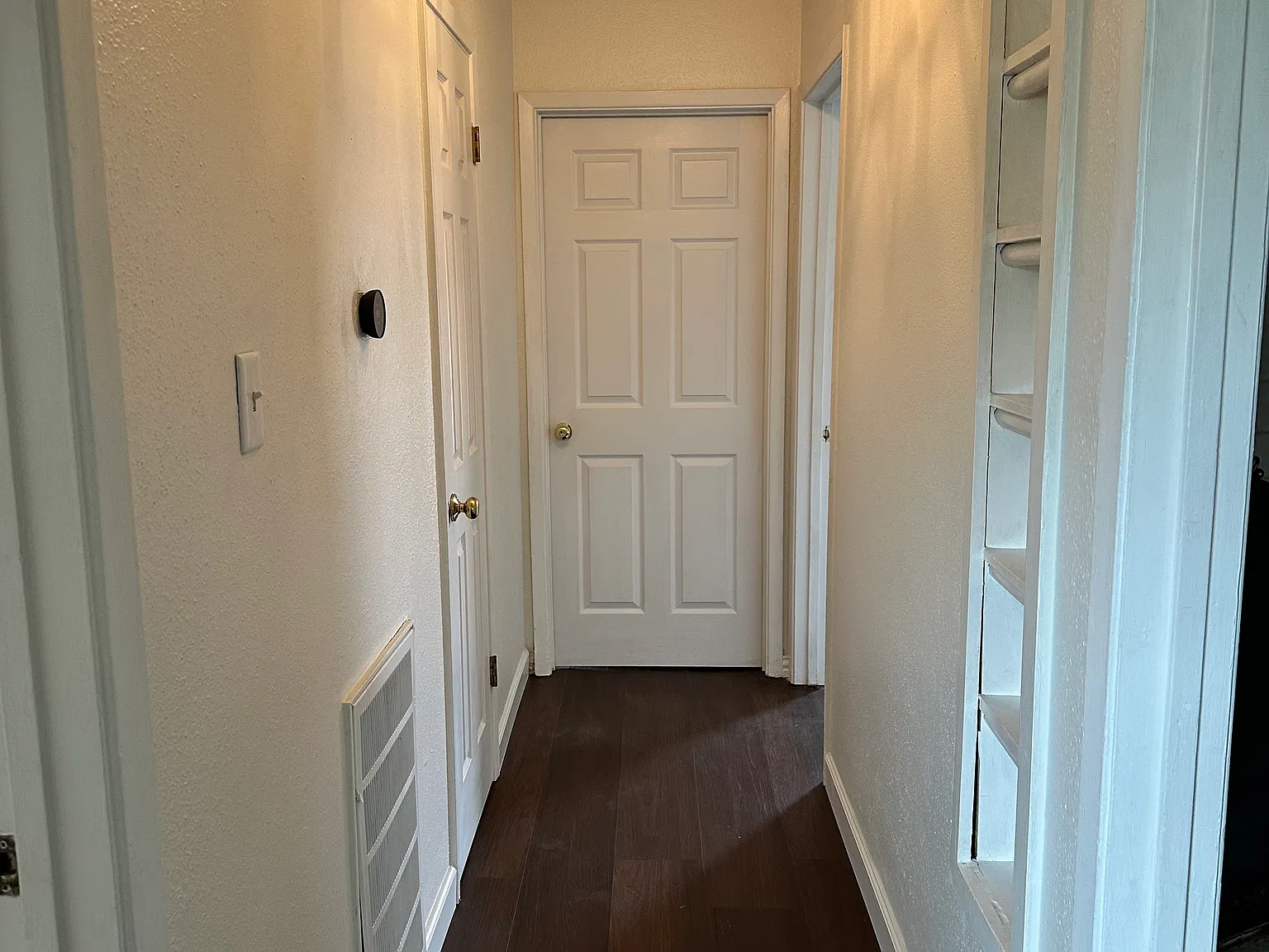 3 bed, 1266 sqft, $2,100 — Photo 2