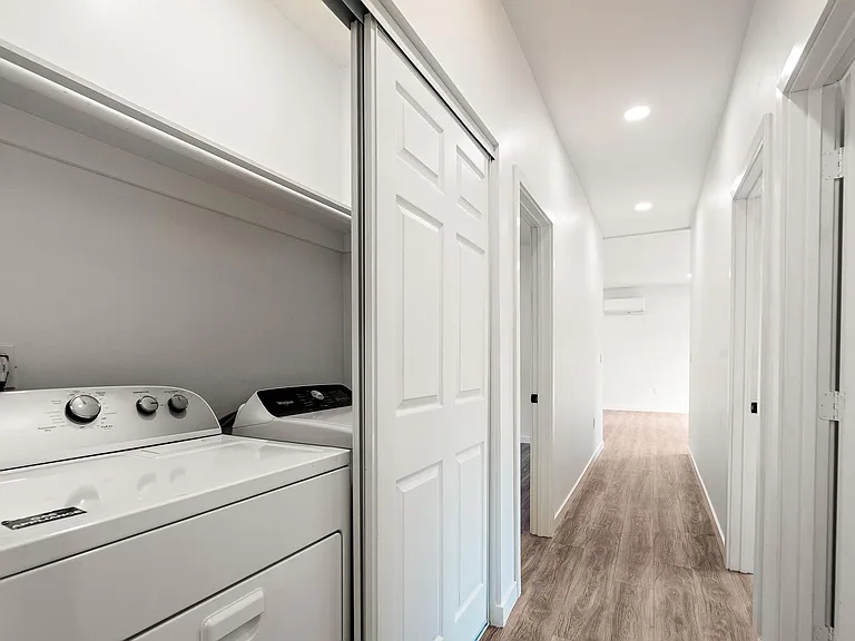 4564 Sauk Ave — Photo 16