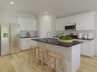 6628 Creek Edge Cir, Fort Worth, TX 76036