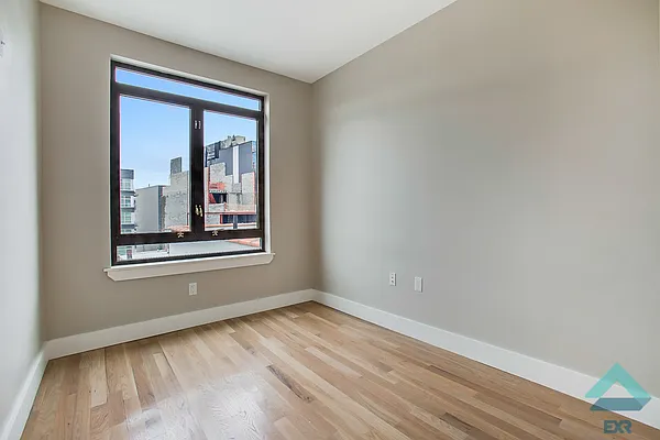 Rented by EXR | media 47