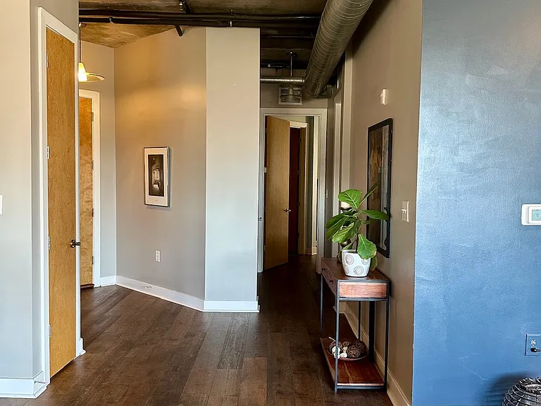 150 Bee St #602 — Photo 6