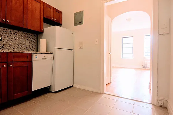 Rented by GPA Realty | media 2
