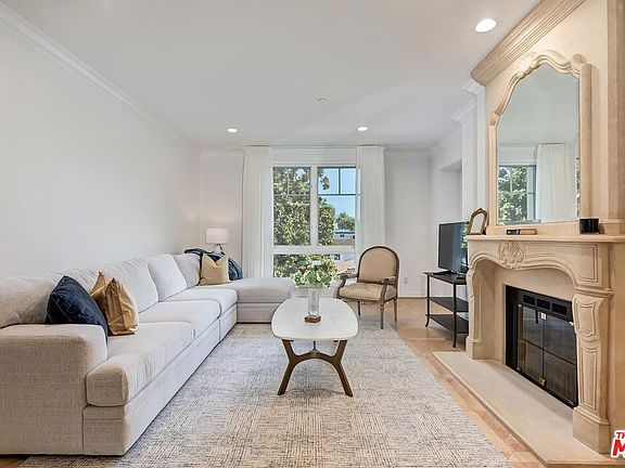 3rd image of 430 N Oakhurst Dr Unit 202