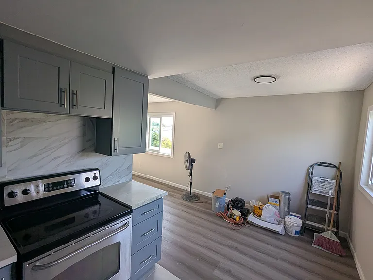1713 W 150th St #D — Photo 15