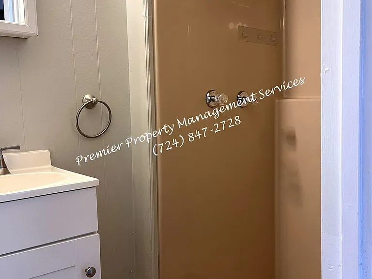 536 Glenwood Ave #1 — Photo 13