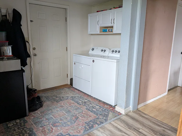 1207 Carolina St — Photo 11