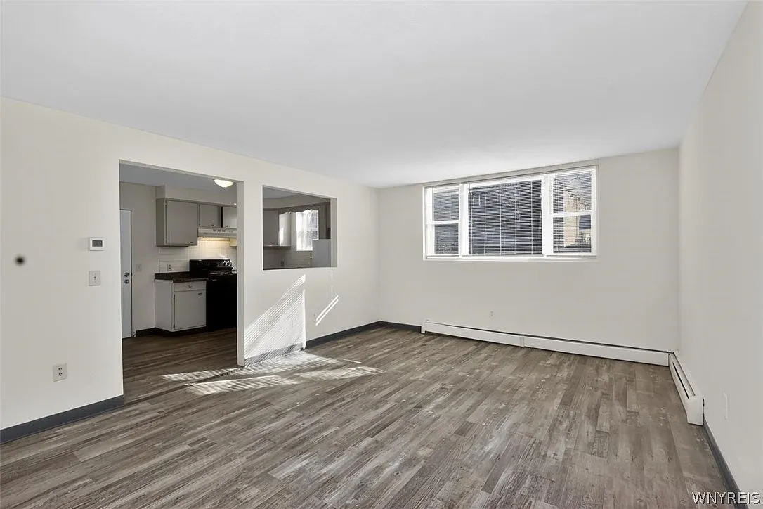 2 bed, 1.0 bath, 633 sqft, $950 — Photo 4