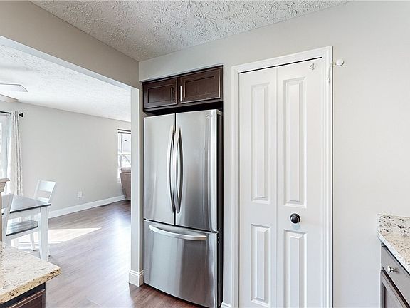 5th image of 2143 Stonehenge Cir