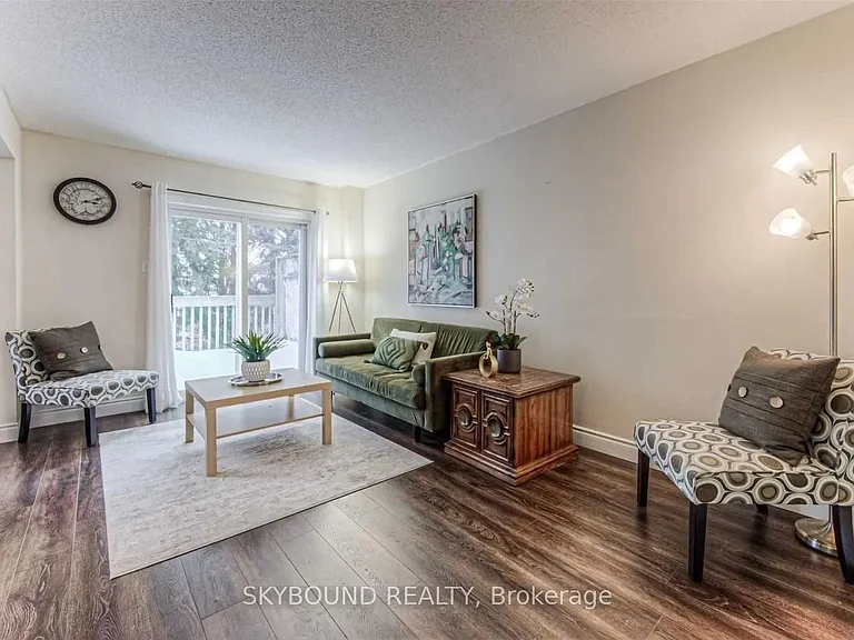 360 Cornridge Pl #7 — Photo 7