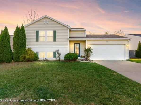 326 Redcedar Ln, Mason, MI 48854