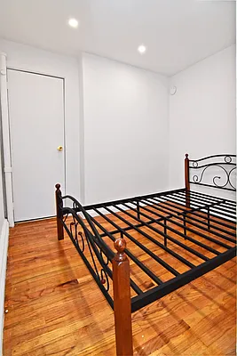 Rented by Ledvech Group | media 3