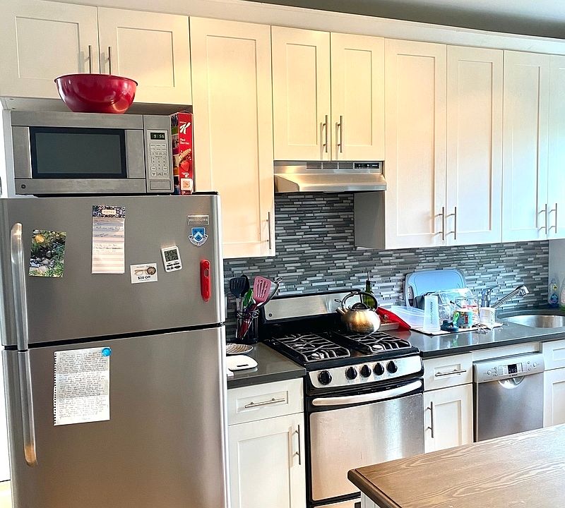 1st image of 13 1st St #2