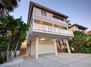 555 Beach Rd, Sarasota, FL 34242