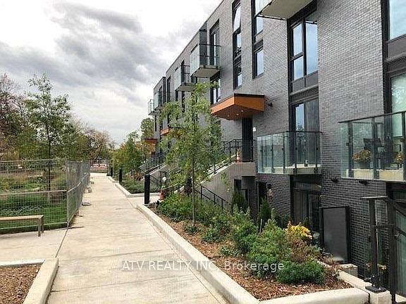 2nd image of 10 Brin Dr #Townhouse 17