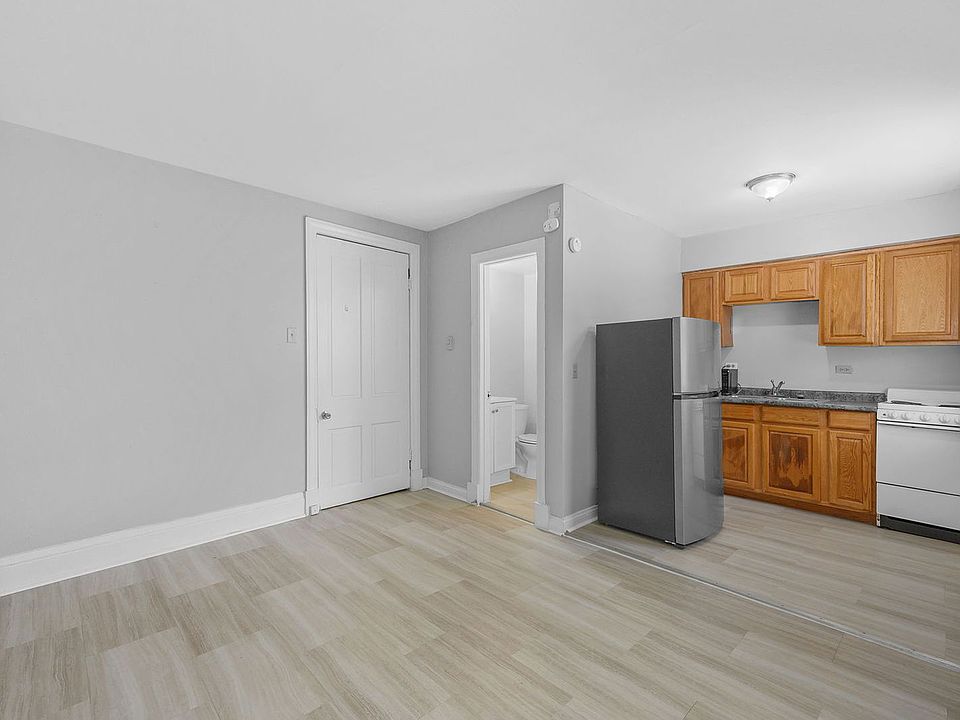 1st image of 2431 Ohio Ave APT 1