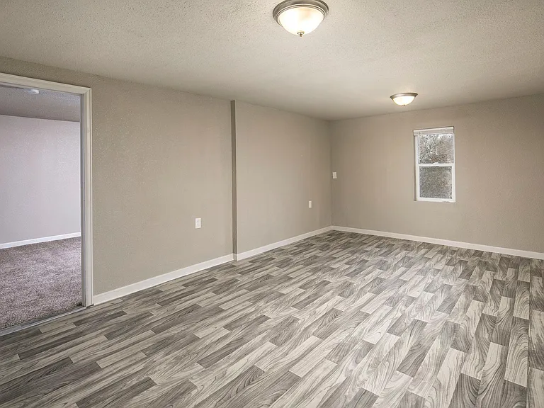 108 S Dorothy Ave — Photo 14