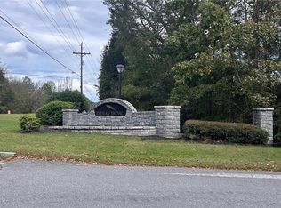 2100 Indian Shoals Dr, Loganville, GA 30052