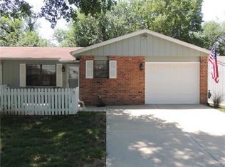 11217 W 77th Pl, Shawnee, KS 66214